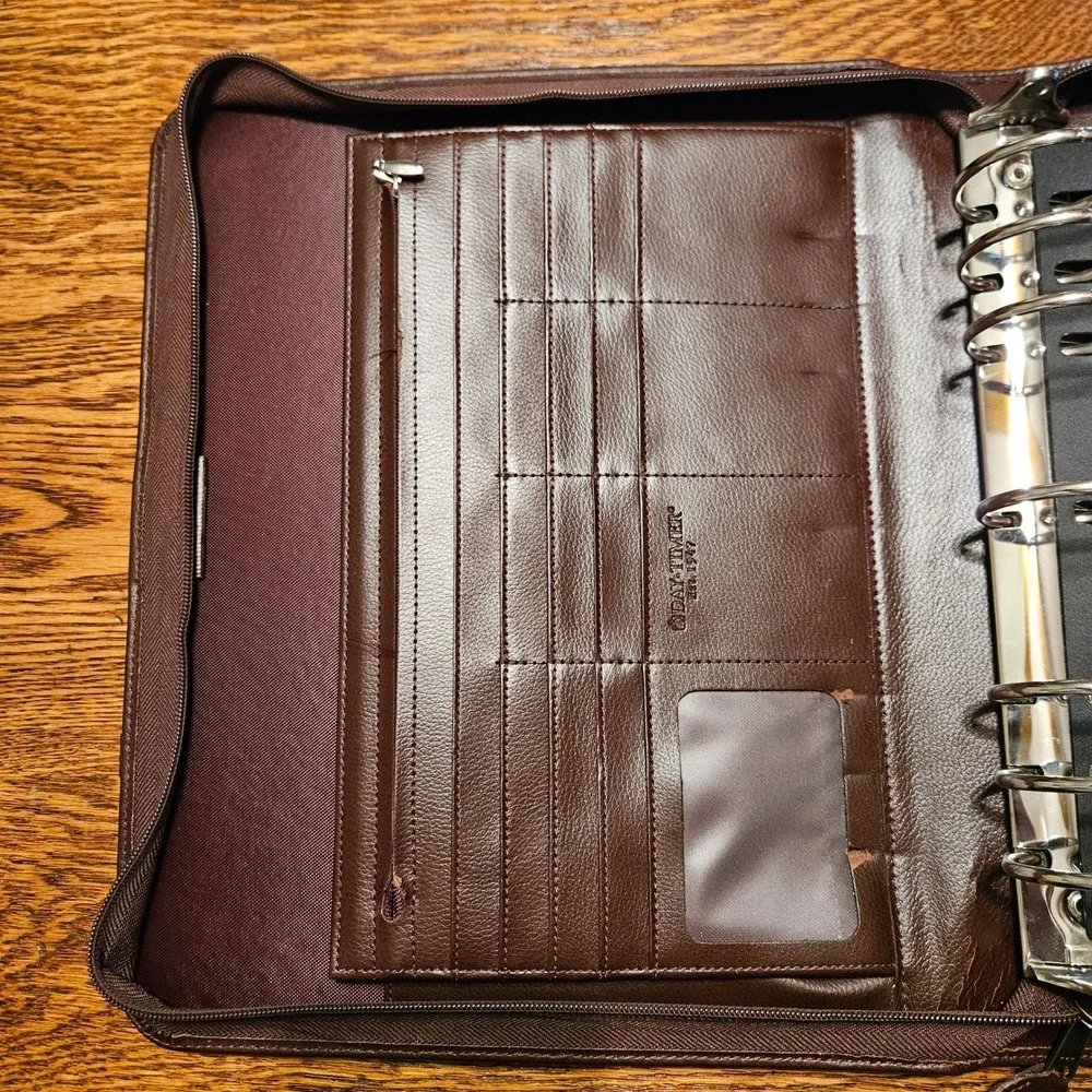 Day Timer Brown Faux Leather Zippered Portfolio Case Handle Business Organizer‎